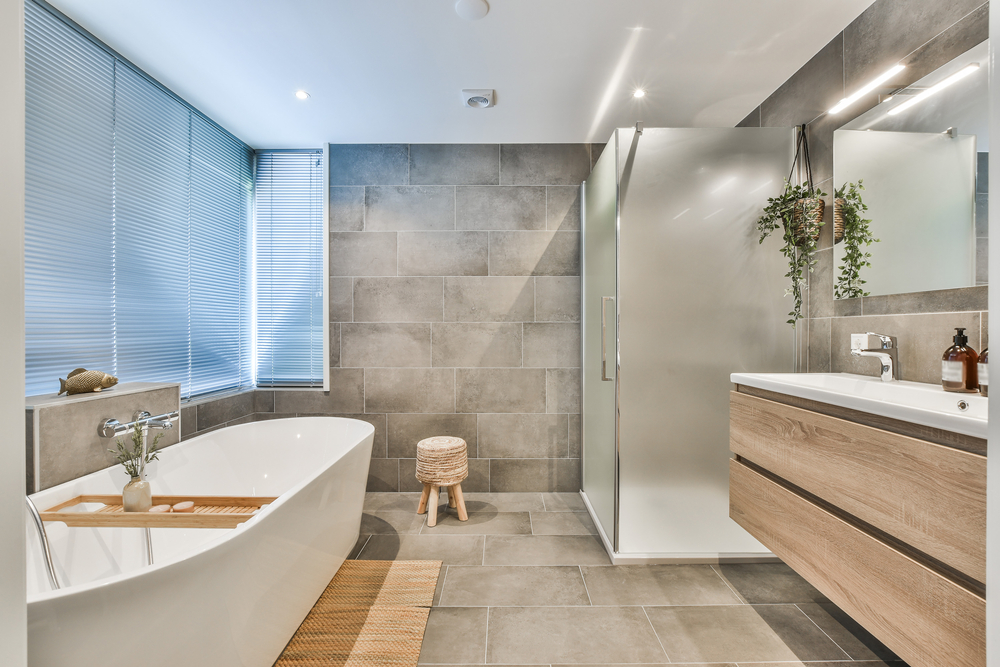 4 idées pour un carrelage salle de bain moderne